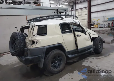 2008 Toyota Fj Cruiser from USA, damaged, VIN JTEBU11F48K013724